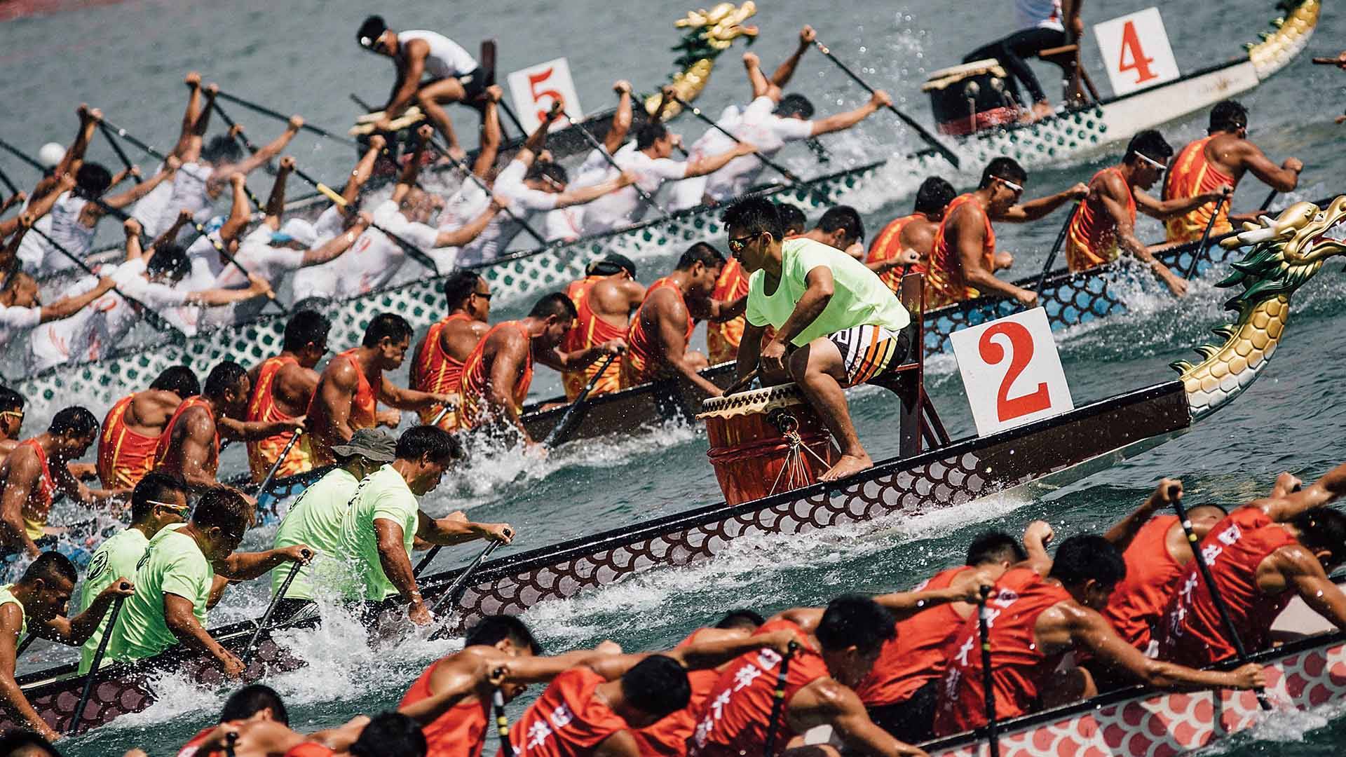 Tai O Dragon Boat Water Parade: Dragon Boat Festival in Hong Kong