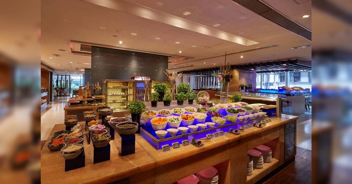 Holiday Inn Golden Mile Buffet 2023｜Latest Lunch and Dinner Buffet Promotion Offers