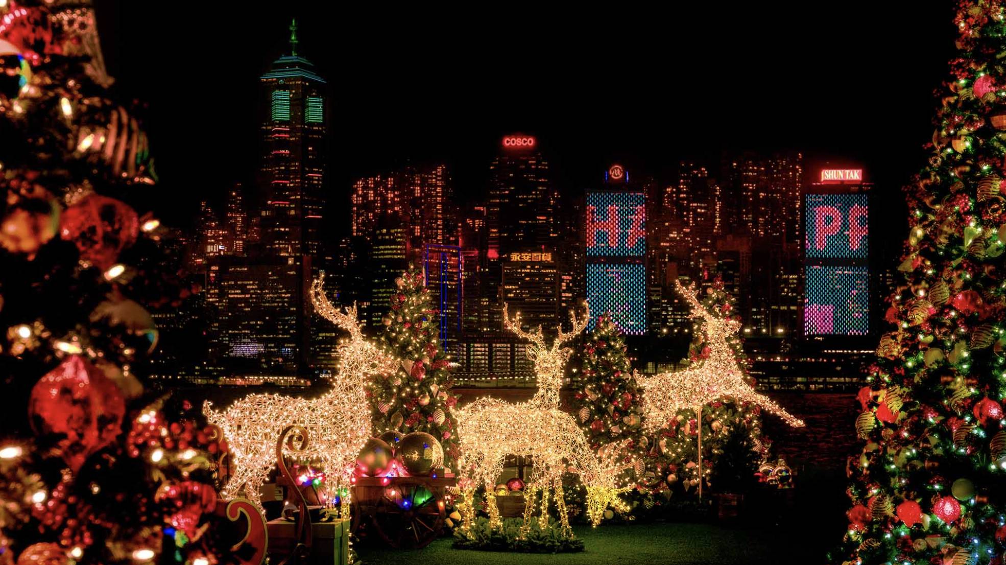 Hong Kong WinterFest 2024 Christmas Town/ Fireworks Festivals and